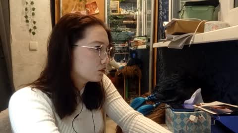 Snapshot of willodeanheitner chatting on February 18, 2026, 8:05 pm Phoebe online show from February 18, 2026, 8:05 pm