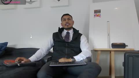 Will Sandler online show from December 19, 2025, 8:27 pm