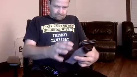 willydogg83 online show from October 26, 2025, 6:19 am