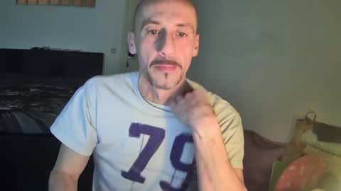 willym1980 online show from February 18, 2025, 9:53 pm