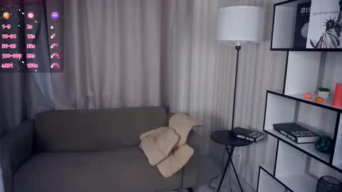My name is Mia online show from October 14, 2025, 4:41 pm