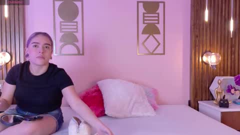 Snapshot of winchester_hanna chatting on February 10, 2026, 4:27 am Winchester Hanna online show from February 10, 2026, 4:27 am