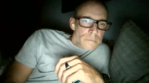 wingnutt765733498294 online show from May 5, 2026, 6:43 am