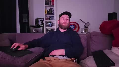 winter117 online show from November 16, 2025, 5:35 am