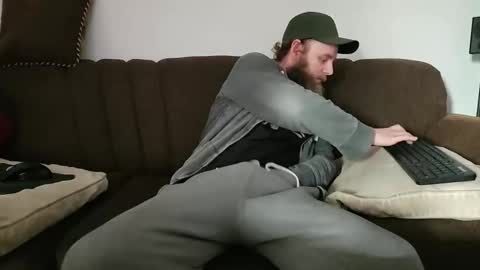 winter117 online show from April 13, 2026, 6:46 pm