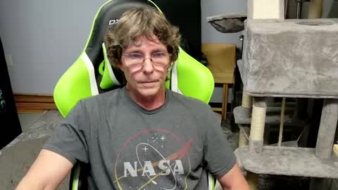 wirehead1970 online show from September 24, 2025, 10:02 pm