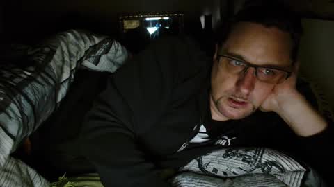 Dirty online show from December 30, 2024, 1:37 am