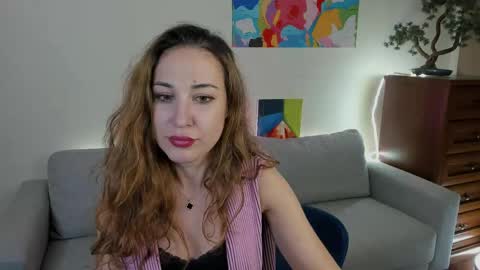 Snapshot of wise_ava chatting on May 2, 2026, 9:42 pm Sarah Curly online show from May 2, 2026, 9:42 pm