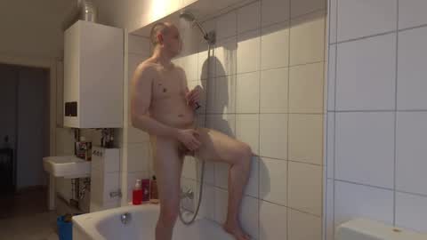 wizzman2442 online show from February 24, 2025, 6:49 am