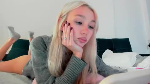 wladilia online show from September 20, 2025, 8:32 pm