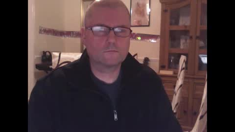 wobble444 online show from April 12, 2026, 12:26 am