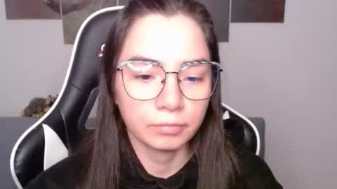 Alex online show from June 8, 2026, 1:39 am