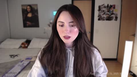   online show from January 22, 2025, 3:09 am