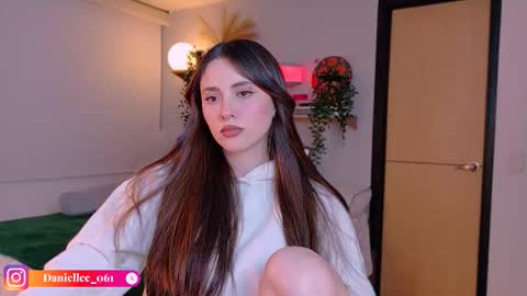   online show from February 10, 2026, 3:32 am