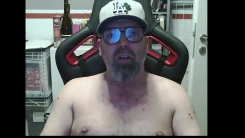 Snapshot of womenizzeer chatting on March 2, 2026, 5:20 pm Adam online show from March 2, 2026, 5:20 pm