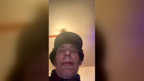 Snapshot of wonderboy3272 chatting on February 3, 2026, 2:53 am guido online show from February 3, 2026, 2:53 am