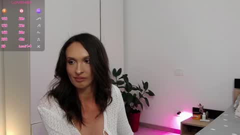 Amalia online show from September 12, 2025, 12:05 pm