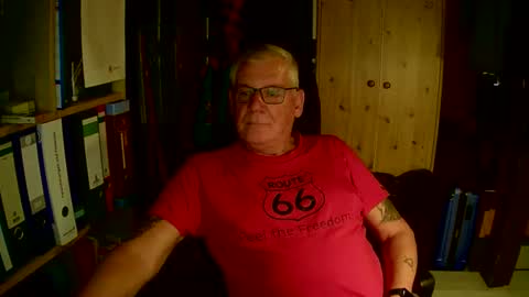 Snapshot of wonneprop10 chatting on November 12, 2025, 5:57 pm Always Horny online show from November 12, 2025, 5:57 pm