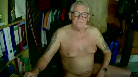 Snapshot of wonneprop10 chatting on April 3, 2026, 10:46 am Always Horny online show from April 3, 2026, 10:46 am