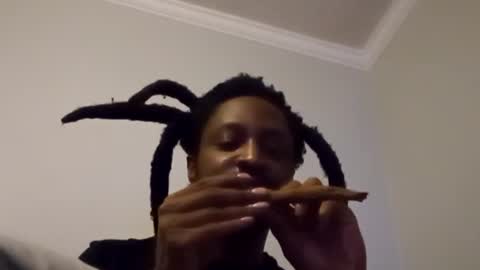 Woodpipe69 online show from January 28, 2025, 10:01 pm