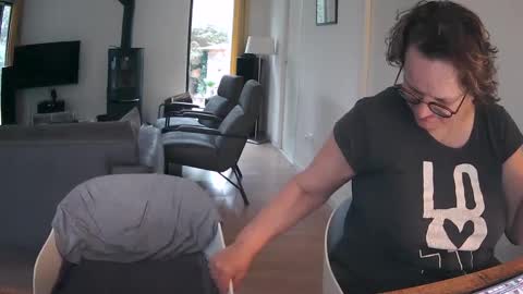 woodwurm and Snoeske online show from March 11, 2025, 7:15 am