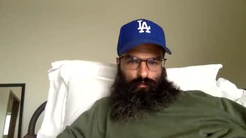 woof_wolf37 online show from October 25, 2025, 4:46 pm