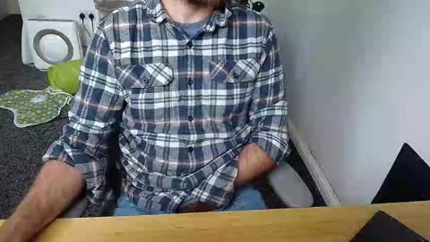 Wooyay online show from September 18, 2025, 1:57 pm