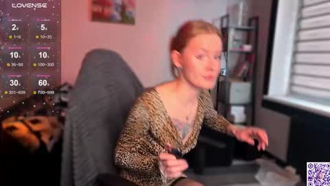 Arnika and Simon online show from November 5, 2025, 11:21 am