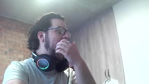 worsie online show from November 11, 2025, 3:34 pm