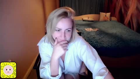 Snapshot of wow_co chatting on December 4, 2024, 1:03 am wow_co online show from December 4, 2024, 1:03 am