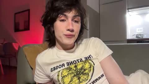 Glen online show from March 11, 2026, 1:22 am