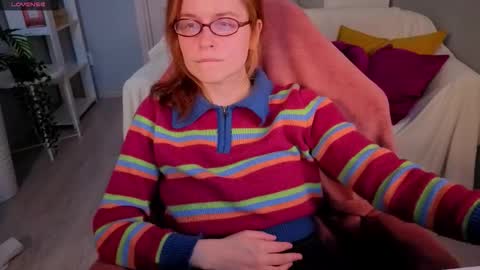 Rebecy online show from October 8, 2025, 1:53 pm