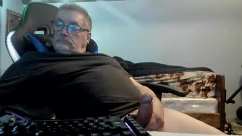 wowsers2022 online show from April 22, 2026, 4:08 pm