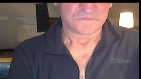 Wuki online show from March 8, 2025, 10:02 pm