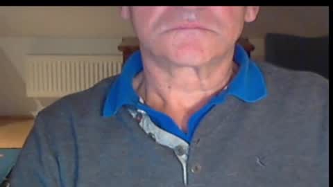 Wuki online show from October 1, 2025, 9:54 pm