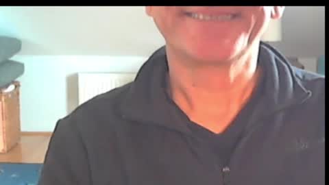 Wuki online show from November 6, 2025, 11:55 am