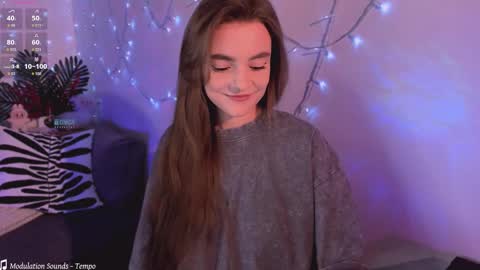 Sonya online show from October 31, 2025, 10:11 pm