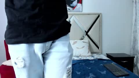 wyatt online show from December 22, 2025, 1:19 pm