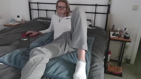 WyattEarp64 online show from February 19, 2025, 8:44 am