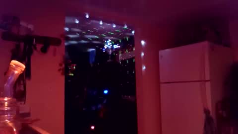 wyiatt online show from September 12, 2025, 7:08 am