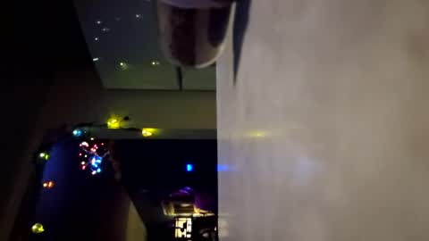 wyiatt online show from February 20, 2026, 7:54 am