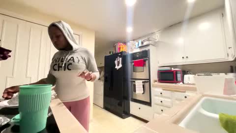 Wynter Heat online show from February 5, 2025, 5:41 am