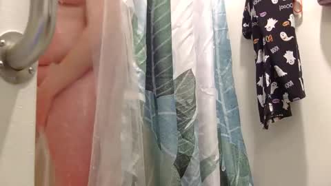 x2kayx2 online show from April 5, 2026, 11:24 pm