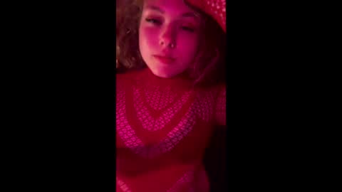 x3maxmaybe online show from March 12, 2026, 4:51 am