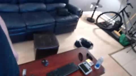 Snapshot of x69xsmilyx69x chatting on January 7, 2025, 6:56 pm Kevin online show from January 7, 2025, 6:56 pm