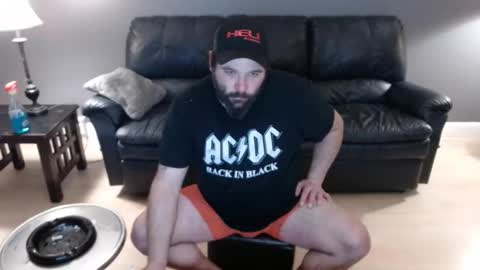 Snapshot of x69xsmilyx69x chatting on January 8, 2025, 3:29 am Kevin online show from January 8, 2025, 3:29 am