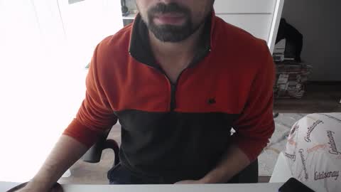 Mr. Lonely online show from November 11, 2025, 11:54 am