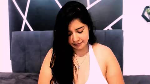 Adeline online show from November 24, 2025, 9:47 pm