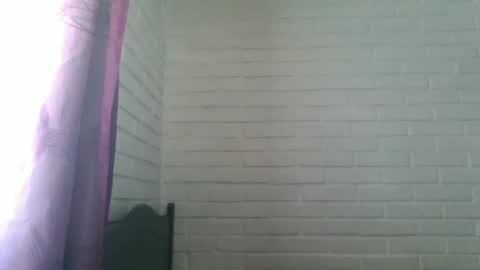 x_andrescam online show from January 8, 2025, 8:07 pm