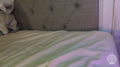 Mariah  online show from October 18, 2025, 2:14 am